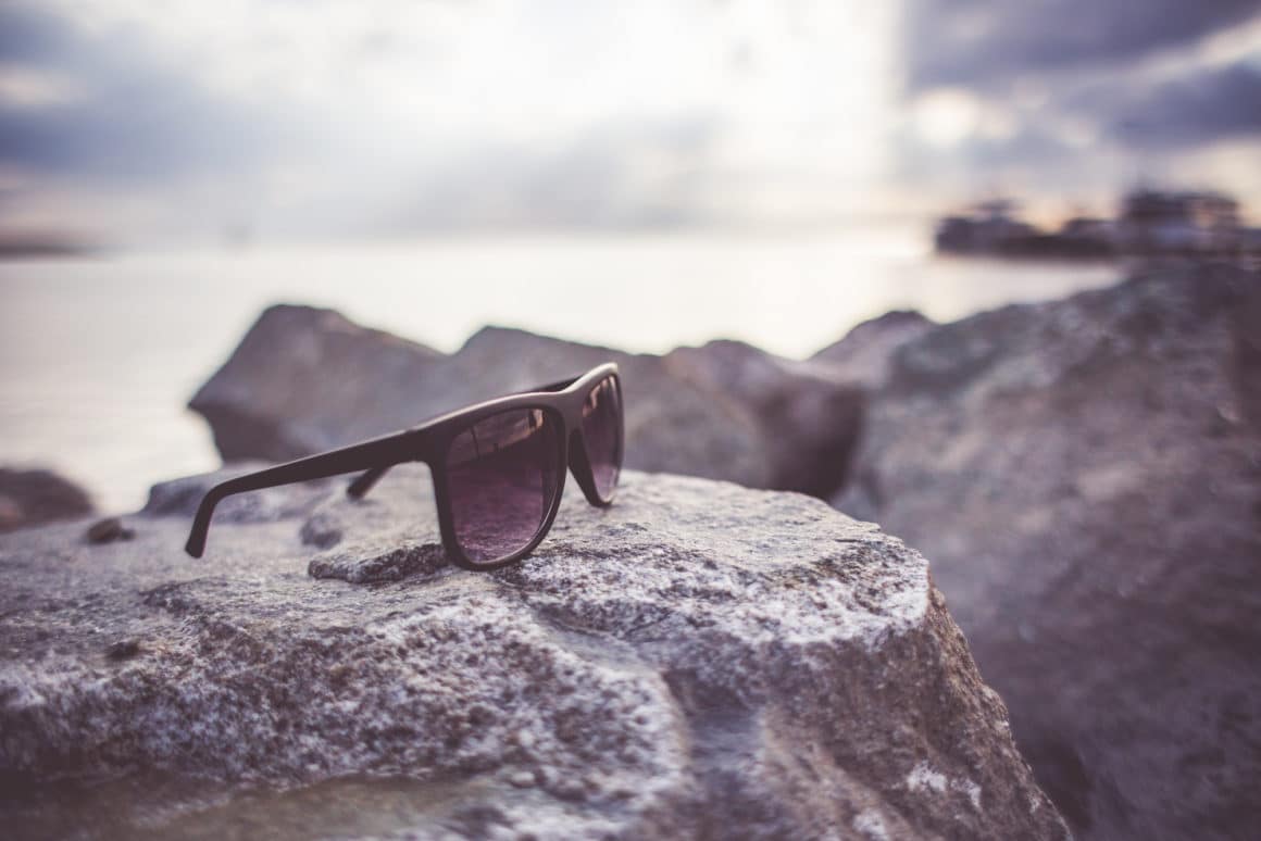 Lunettes de soleil matériel randonnée à la journée