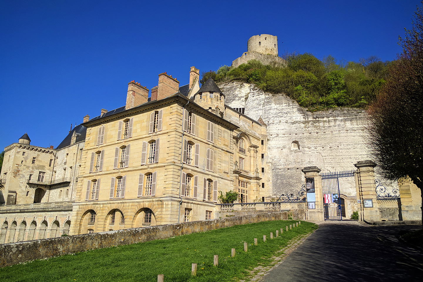 Village de La Roche-Guyon