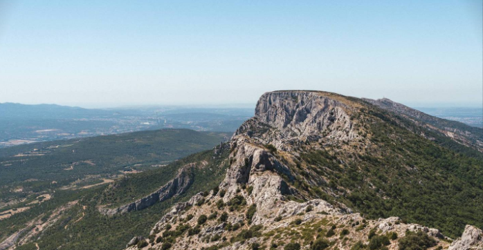 Tour de la montagne Sainte Victoire